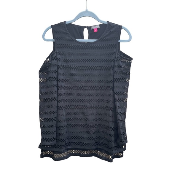 VINCE CAMUTO COLD SHOULDER TOP - Picture 1 of 5